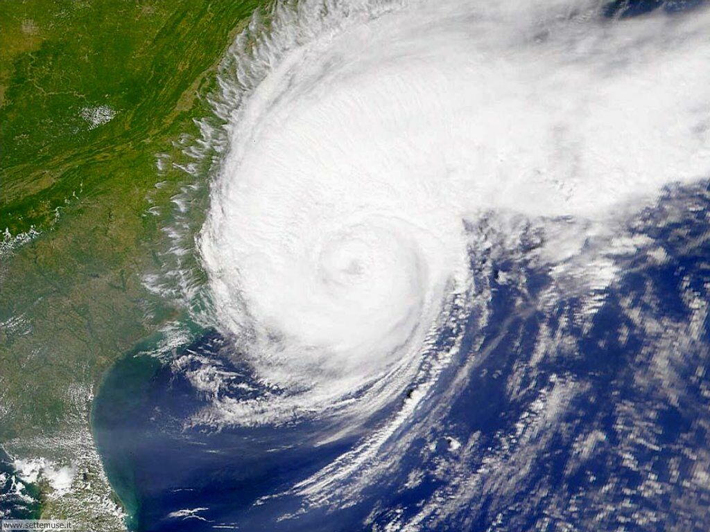 Foto desktop di tornado, cicloni, uragani 006
