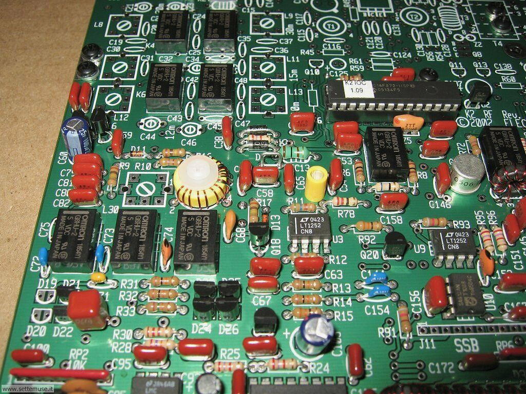 Sfondi desktop Oggetti vari 012 scheda circuito elettronico