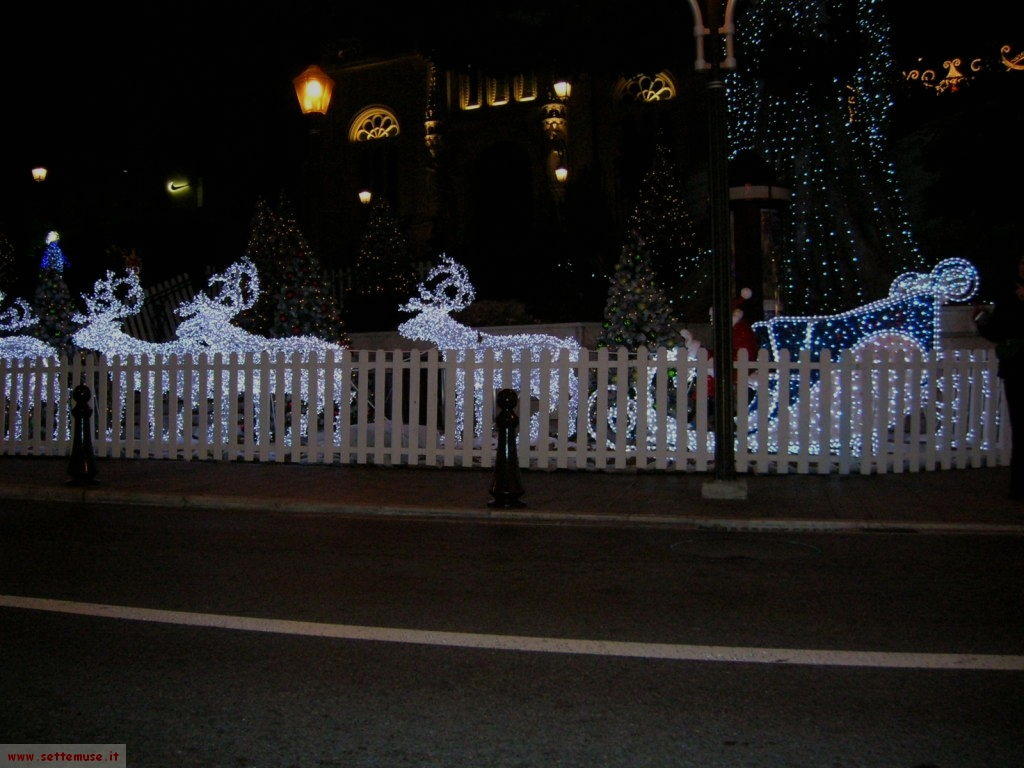Montecarlo by night, le vie cittadine illuminate a Natale