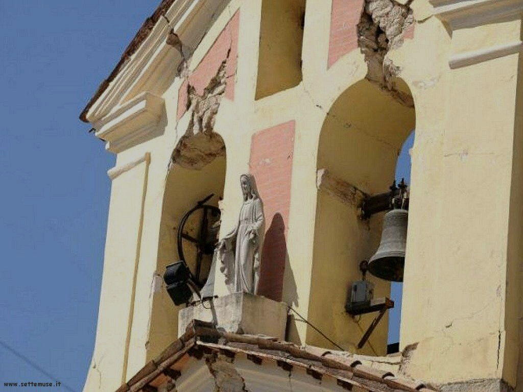 Foto del terremoto nella città dell'Aquila nel 2009