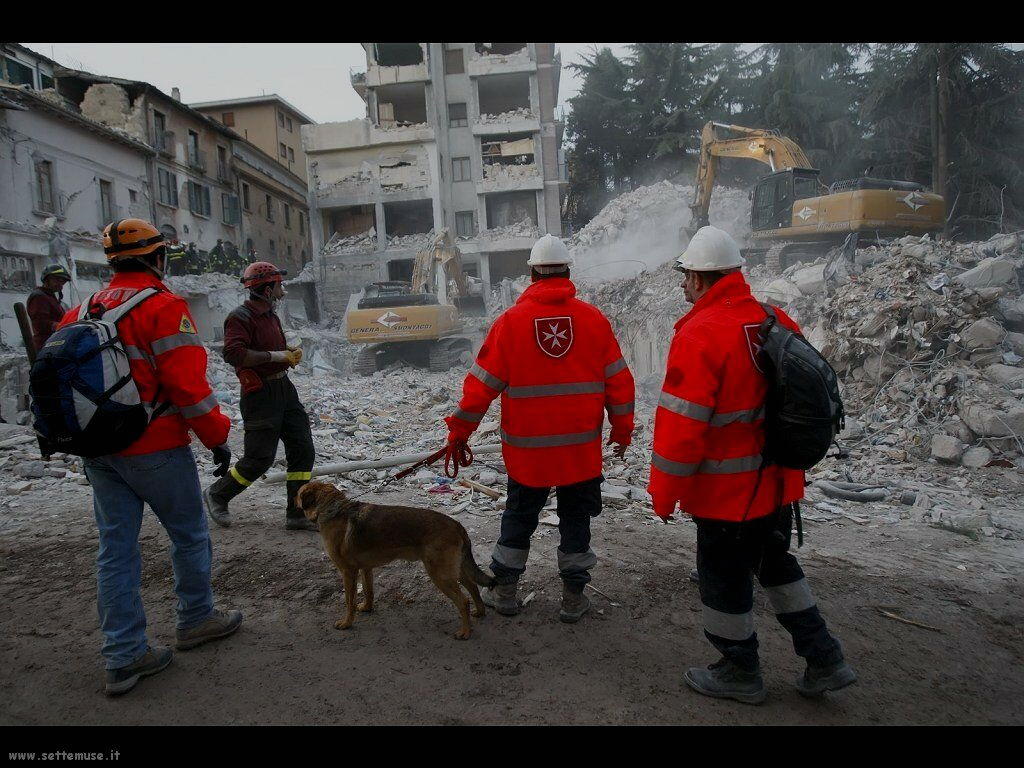 Foto del terremoto nella città dell'Aquila nel 2009