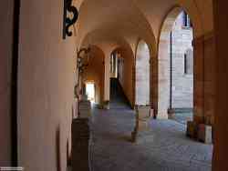 Castello Borromeo Cortile interno