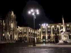 Catania - Piazza duomo di notte