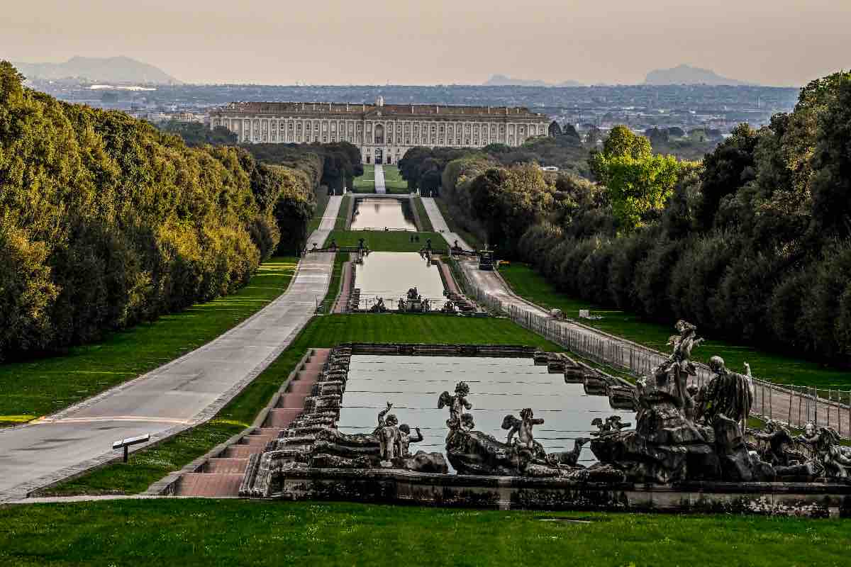 Chi è il proprietario della Reggia di Caserta?