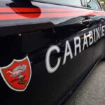 auto carabinieri per strada